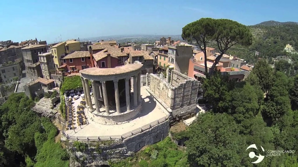 Questa immagine ha l'attributo alt vuoto; il nome del file è maxresdefault.jpg